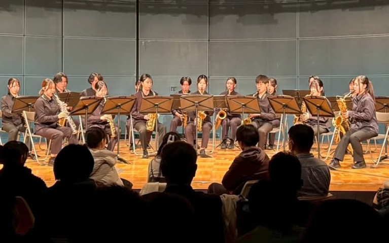 福岡大学応援指導部吹奏楽団